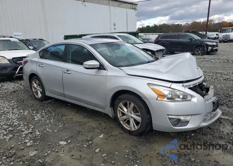 2014 Nissan Altima 2.5 z USA, uszkodzony, nr VIN 1N4AL3AP2EN205747